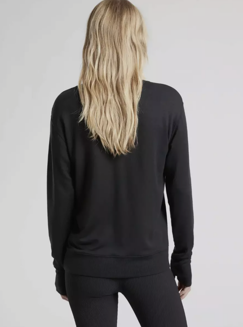 Athleta Black Long Sleeve Sunrise V-neck Sweatshirt