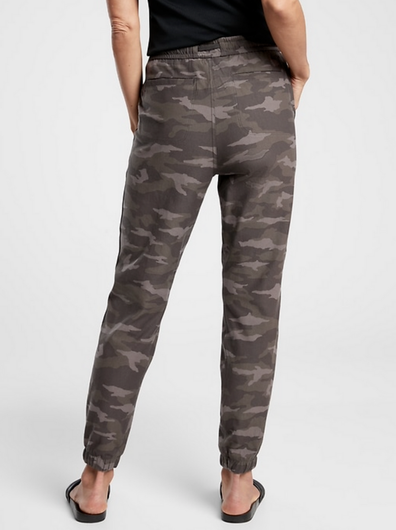 Athleta Black Olive Green Elastic Waist Camo Farallon Jogger Pants
